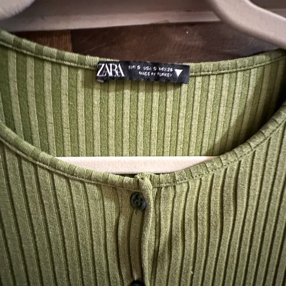 EUC Zara Size S- olive ribbed maxi dress - Picture 4 of 5